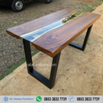 Meja Solid Kaca Bening